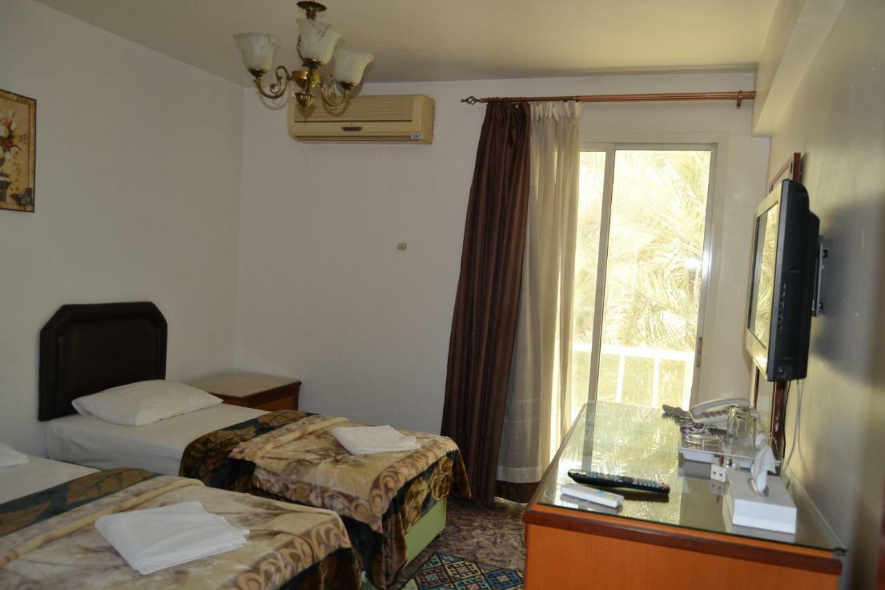 שארג'ה Green House Resort מראה חיצוני תמונה